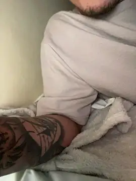 Snapshot of AlphaMasterXxx chatting on October 17, 2025, 11:56 am AlphaMasterXxx online show from October 17, 2025, 11:56 am