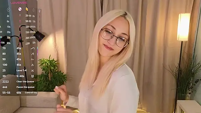 Marry sharp online show from October 4, 2025, 9:05 pm