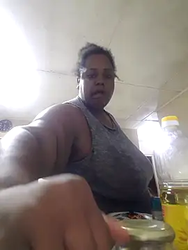 Karamelsaus online show from October 11, 2025, 9:38 pm