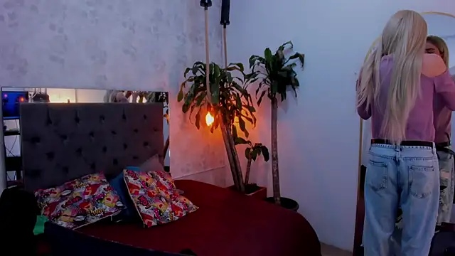 mysterius boy online show from January 14, 2026, 3:26 pm