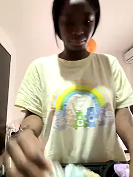 EmilyKisx online show from November 6, 2025, 2:21 pm