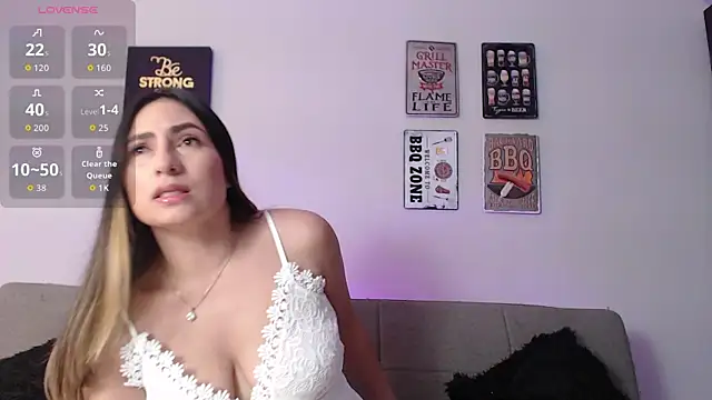 elizabethboltXXX online show from October 7, 2025, 7:37 pm