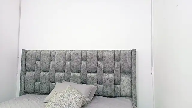 Lizbeth Rouse online show from September 14, 2025, 2:06 pm