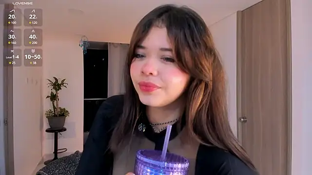 Snapshot of NikaVelvet1 chatting on February 6, 2026, 12:06 am NikaVelvet1 online show from February 6, 2026, 12:06 am