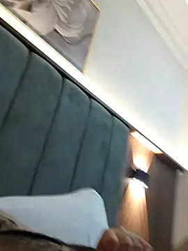 Azginboga2358 online show from November 21, 2025, 3:55 pm