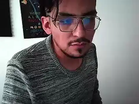 Snapshot of veluvb chatting on October 13, 2025, 8:43 pm veluvb online show from October 13, 2025, 8:43 pm