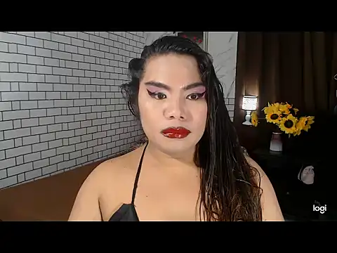 TSbrianaHugeCock online show from September 24, 2025, 5:19 pm