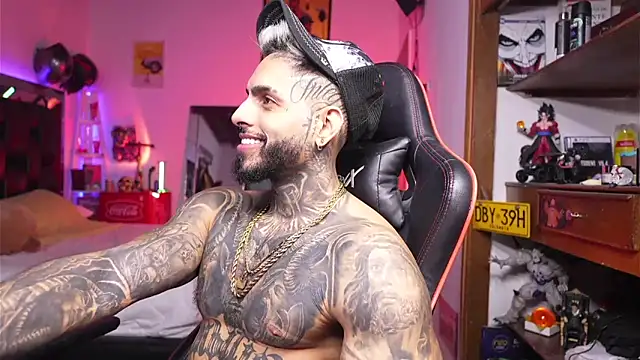 logan hugh8 online show from March 30, 2026, 8:38 am