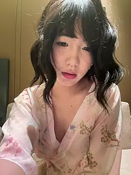 luluya1314 online show from April 18, 2026, 5:54 am