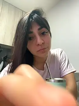 julichikita online show from September 17, 2025, 6:04 am