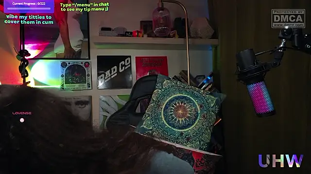 urhappywaifu online show from February 10, 2026, 6:07 pm