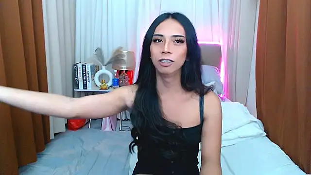 scarlet smith7 online show from May 10, 2026, 1:20 am