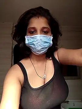 Snapshot of Love_Foreverr12 chatting on November 19, 2025, 7:08 am Love Foreverr12 online show from November 19, 2025, 7:08 am