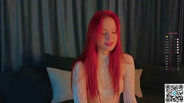 GildedKitten online show from October 7, 2025, 5:58 pm