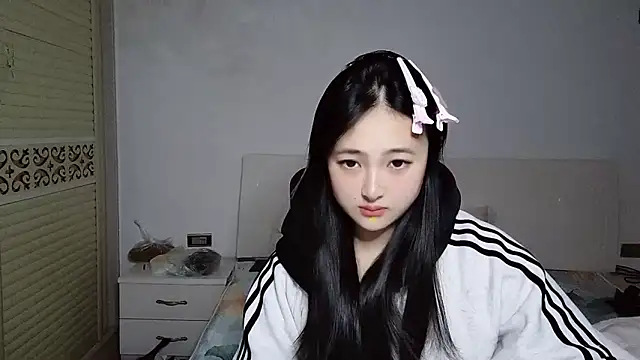 xxz98 online show from December 21, 2025, 7:26 pm