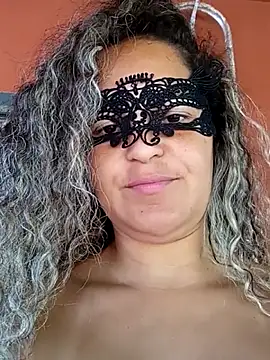 RaphinhaSanches online show from November 27, 2025, 12:16 pm