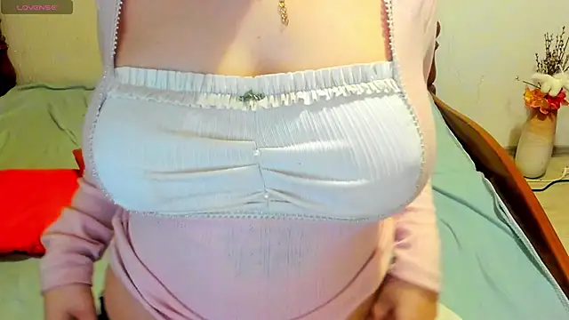 MilisaSweet777 online show from January 15, 2026, 12:19 pm