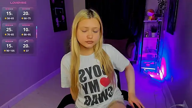 Millie Vanillies online show from October 4, 2025, 3:24 pm