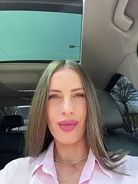  JessyRey  online show from April 16, 2026, 11:11 am