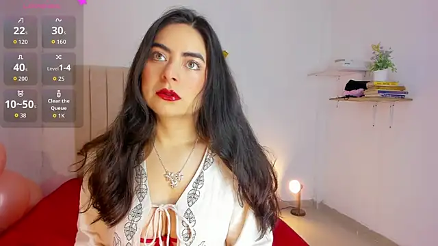 sashaa petit online show from October 15, 2025, 11:40 am