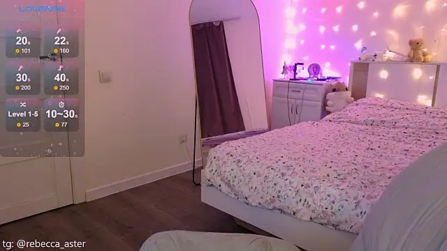 Snapshot of RebeccaAster chatting on February 20, 2026, 4:42 pm RebeccaAster online show from February 20, 2026, 4:42 pm