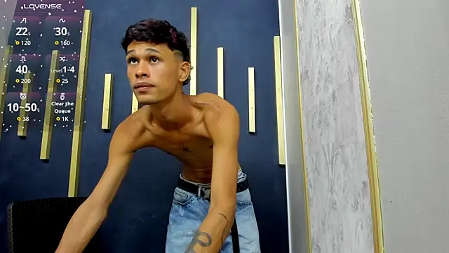 Snapshot of Just_D4v7 chatting on October 13, 2025, 7:15 pm Just D4v7 online show from October 13, 2025, 7:15 pm