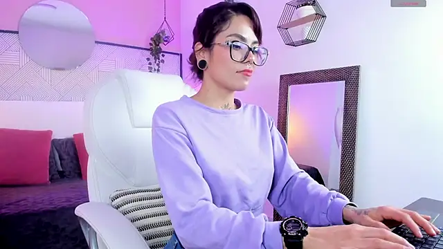 Esmeralda CO online show from October 28, 2025, 12:26 pm