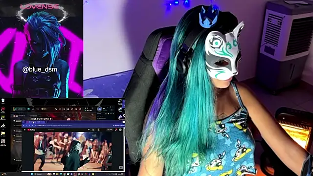 bluesubmissive online show from July 22, 2026, 4:03 am