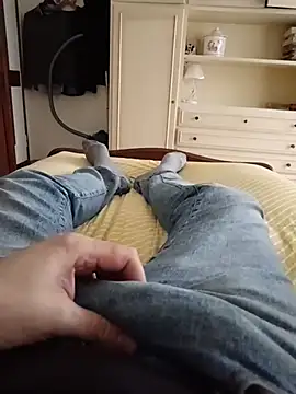 Empi19cm online show from April 14, 2026, 4:34 pm