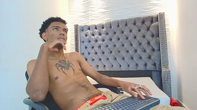 Snapshot of nero_reyd chatting on July 16, 2026, 7:22 pm nero reyd online show from July 16, 2026, 7:22 pm