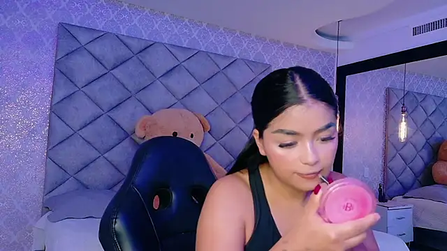 kylerose07 online show from November 21, 2025, 3:38 am