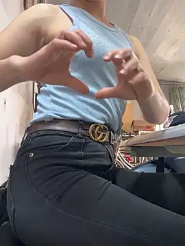 irina hana online show from April 15, 2026, 1:22 am