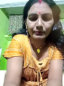 Snapshot of ZIVAA chatting on February 12, 2026, 4:45 am ZIVAA online show from February 12, 2026, 4:45 am