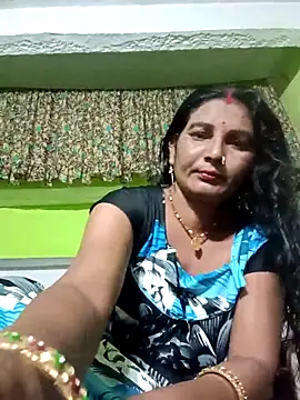 Snapshot of ZIVAA chatting on February 20, 2026, 9:22 am ZIVAA online show from February 20, 2026, 9:22 am