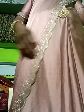 Snapshot of ZIVAA chatting on February 9, 2026, 10:46 am ZIVAA online show from February 9, 2026, 10:46 am