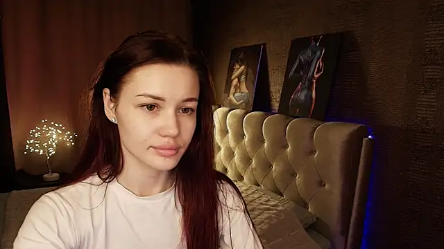 Snapshot of Aria_Mila chatting on June 16, 2026, 3:06 am Aria Mila online show from June 16, 2026, 3:06 am