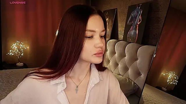 Snapshot of Aria_Mila chatting on June 19, 2026, 7:14 am Aria Mila online show from June 19, 2026, 7:14 am