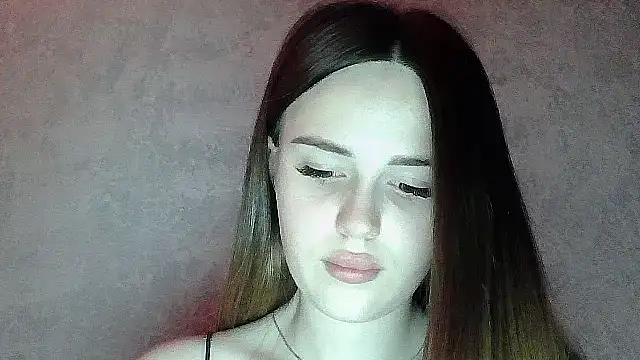 Snapshot of SweetLoraa chatting on May 26, 2026, 7:45 pm SweetLoraa online show from May 26, 2026, 7:45 pm