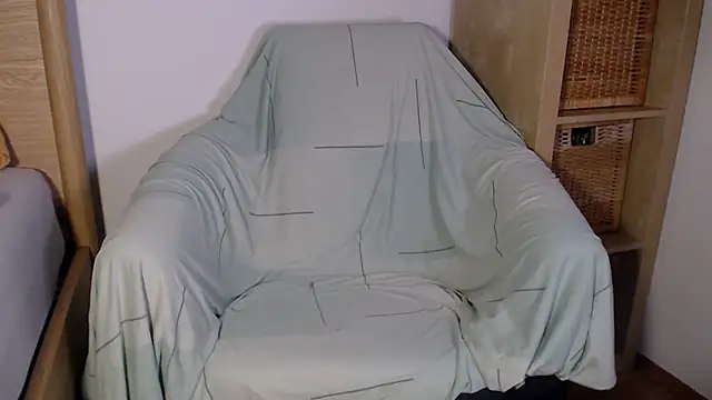 Snapshot of sweetpenelopexxx chatting on October 31, 2025, 2:24 pm sweetpenelopexxx online show from October 31, 2025, 2:24 pm