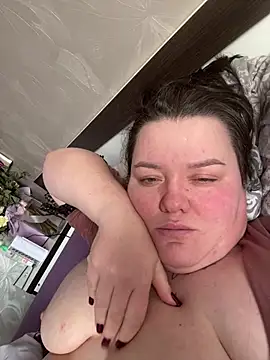 SunnyLeila2101 online show from February 23, 2026, 1:33 pm