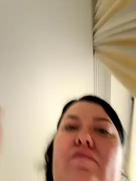 SunnyLeila2101 online show from November 22, 2025, 9:52 am