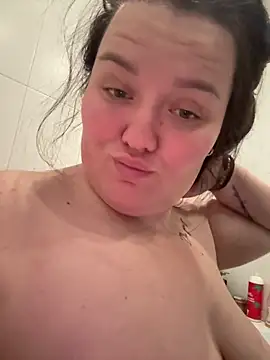 SunnyLeila2101 online show from March 11, 2026, 7:24 am