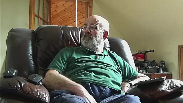 janzer13 online show from March 29, 2026, 12:40 pm