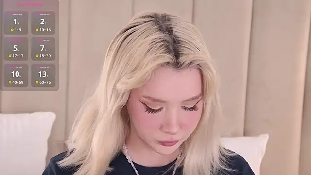 Snapshot of Nesolla chatting on September 11, 2025, 1:33 pm Nesolla online show from September 11, 2025, 1:33 pm