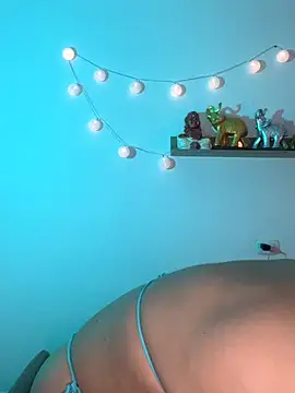 Snapshot of Moon_Blake chatting on September 14, 2025, 3:34 pm Moon Blake online show from September 14, 2025, 3:34 pm