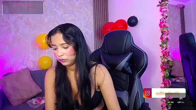 SophiaWalker 1 online show from September 26, 2025, 12:45 pm