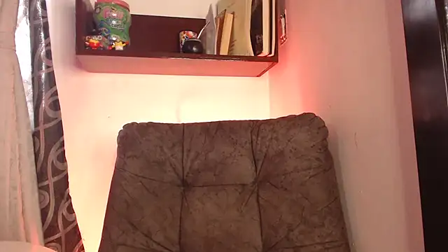 Snapshot of ArturoCardona_ chatting on April 16, 2026, 2:40 pm ArturoCardona online show from April 16, 2026, 2:40 pm