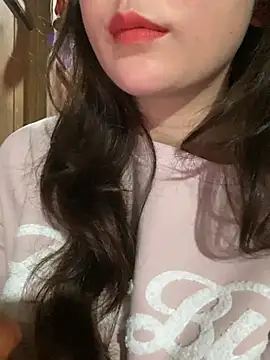 Snapshot of Linda288 chatting on February 18, 2026, 3:48 am Linda288 online show from February 18, 2026, 3:48 am