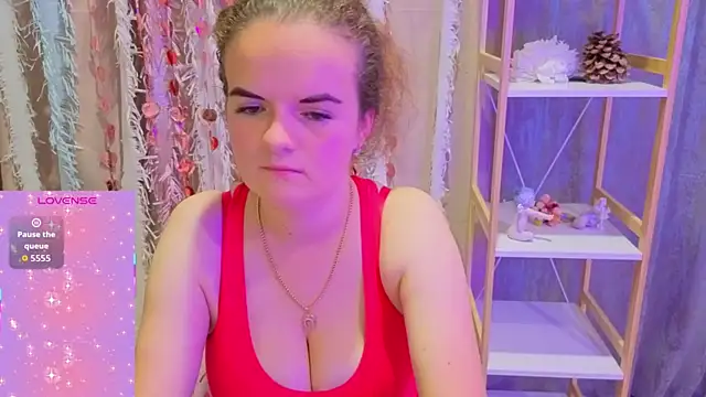 Luisa Rosee online show from October 14, 2025, 7:36 pm