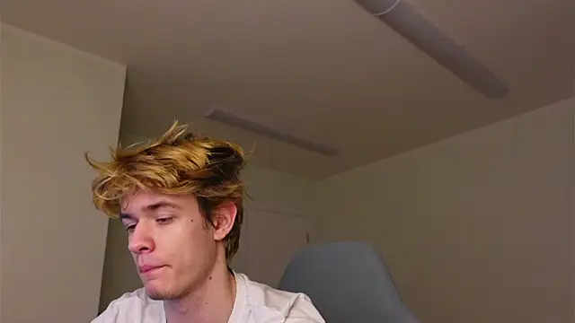 Logan Fraser online show from November 27, 2025, 2:17 pm